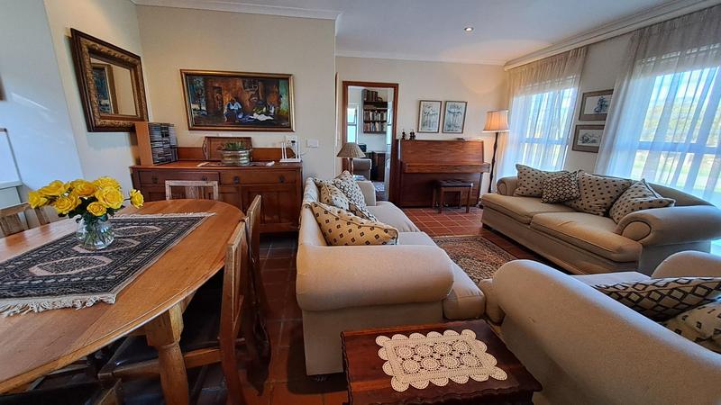 4 Bedroom Property for Sale in Stilbaai East Western Cape